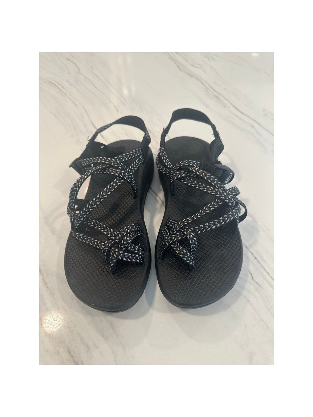 Chaco Women's Size 10 Sport Sandals Black White Strappy Hiking Comfort Outdoor
